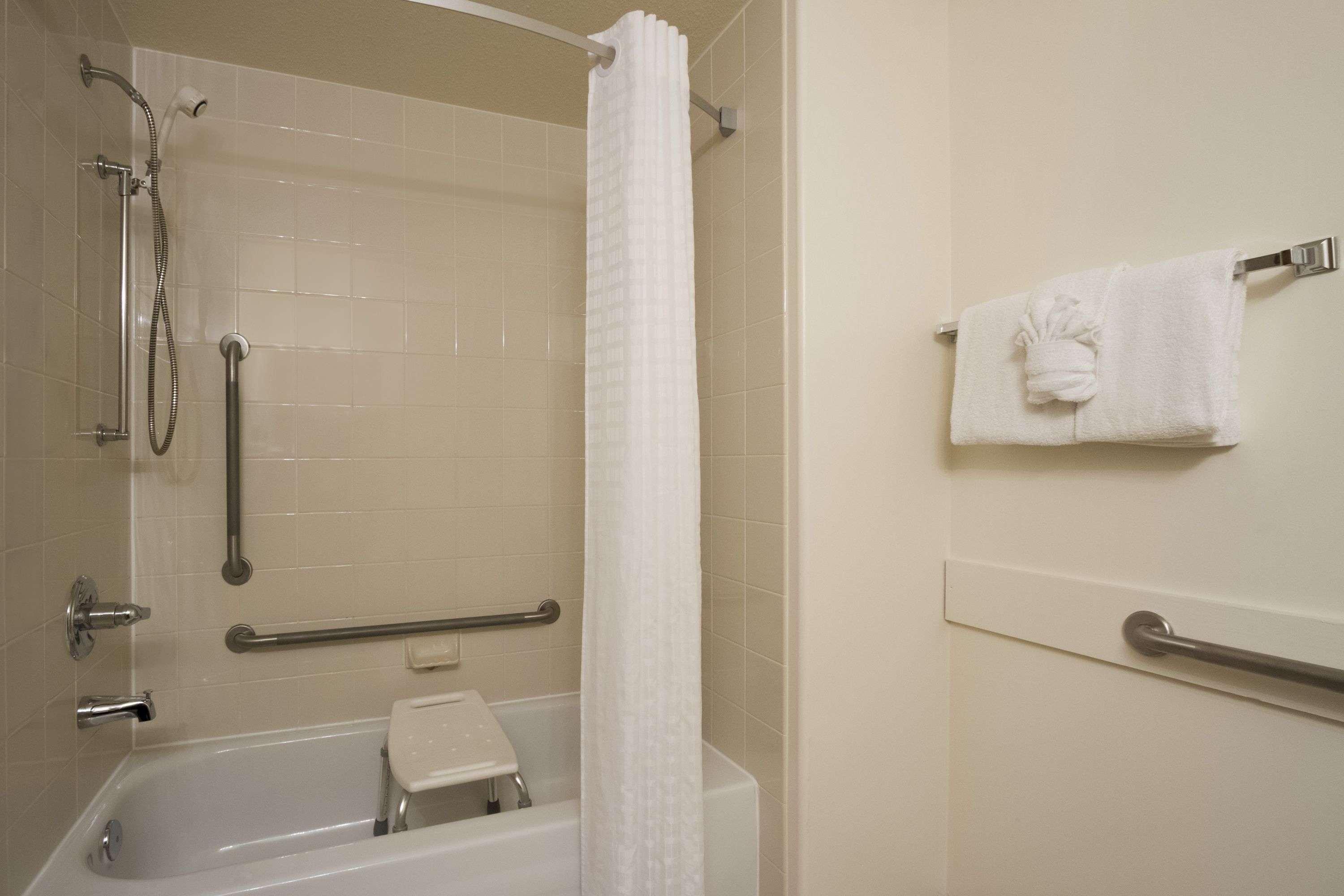 Hotel Super 8 By Wyndham 3*