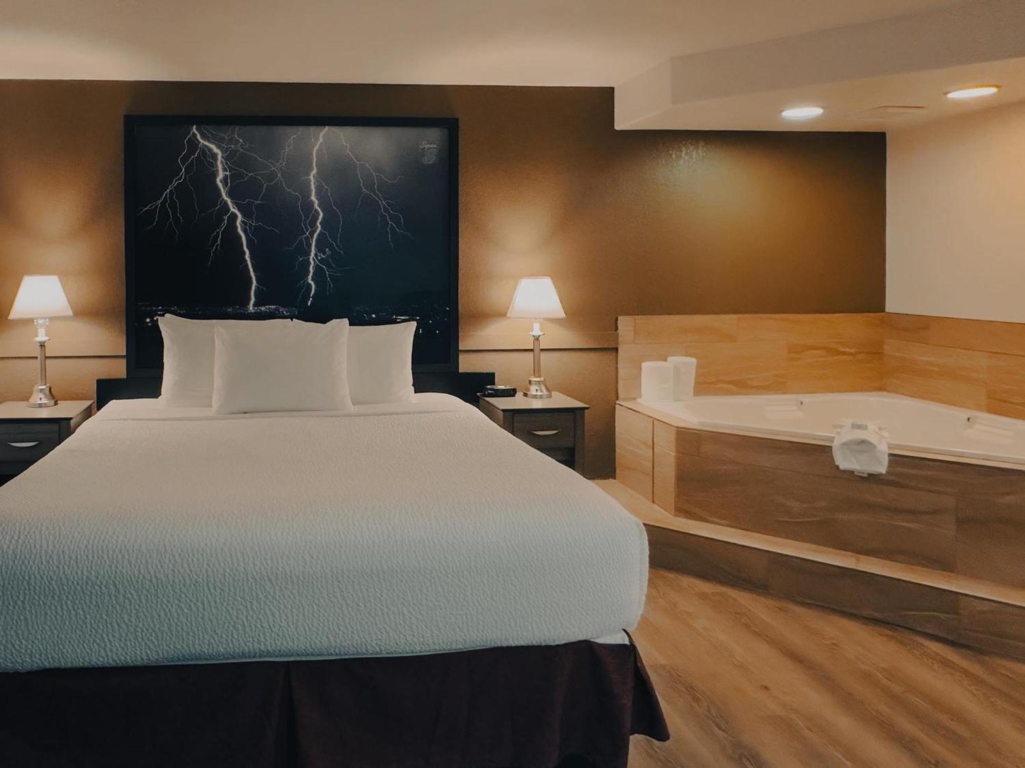 Super 8 By Wyndham Hotel 3*