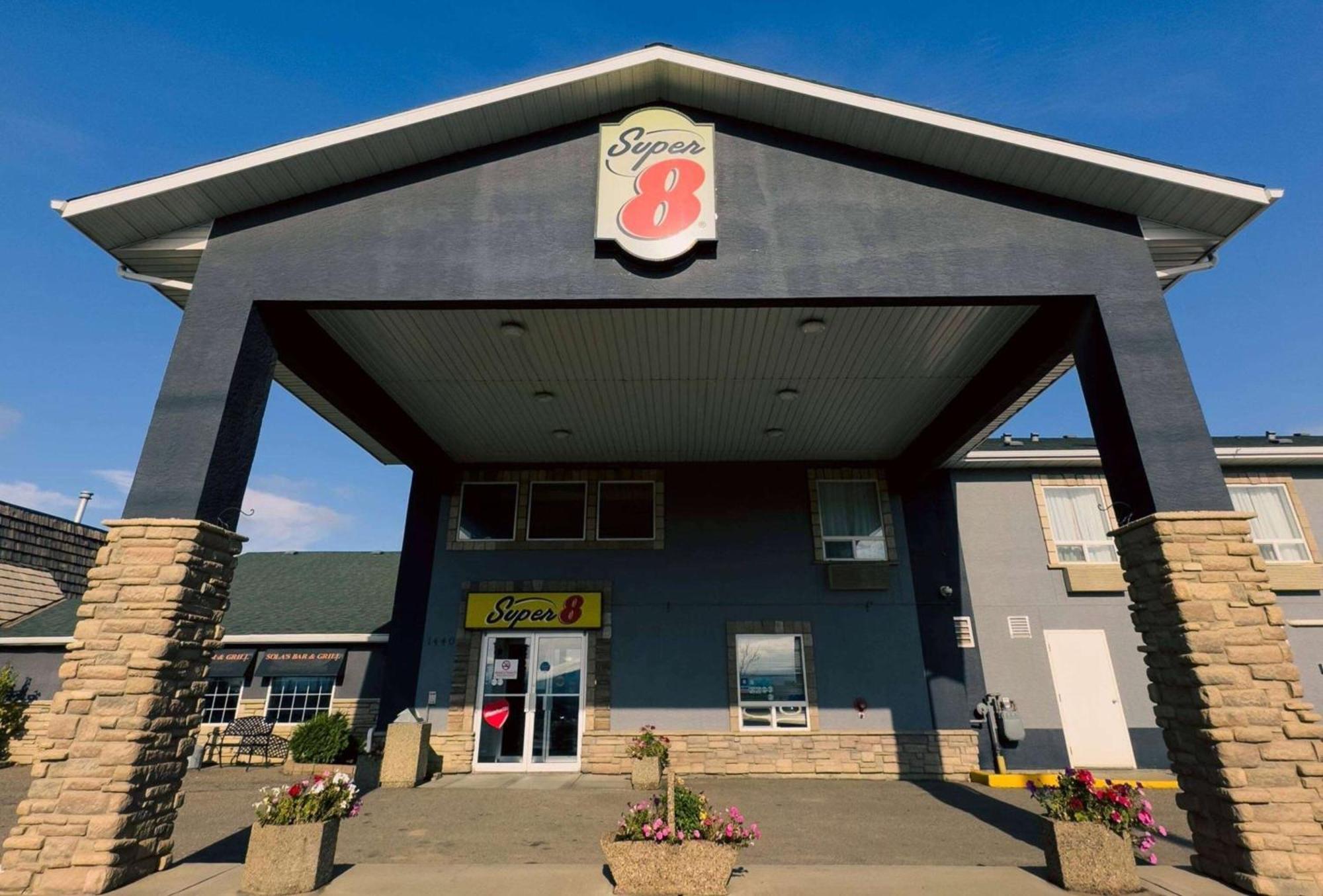 Super 8 By Wyndham 3* Dawson Creek