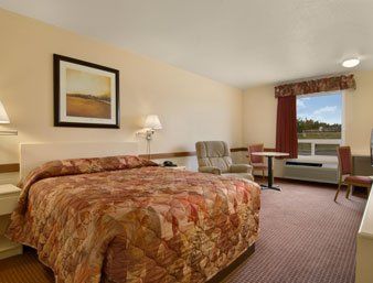 Hotel Super 8 By Wyndham Dawson Creek